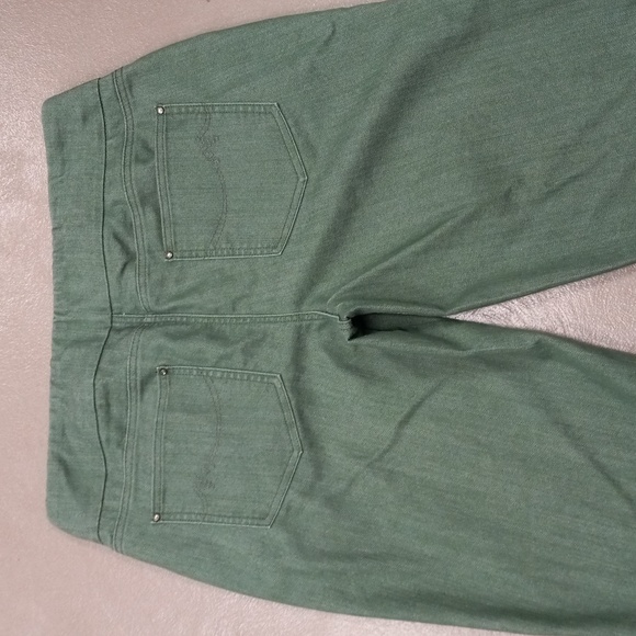 D&Co Denim +Company Green,Jean, Capris - Picture 8 of 10